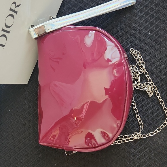 DIOR PATENT LEATHER BEAUTE POUCH NWOT - Picture 5 of 8